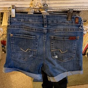 Stylish Blue Denim Women Shorts